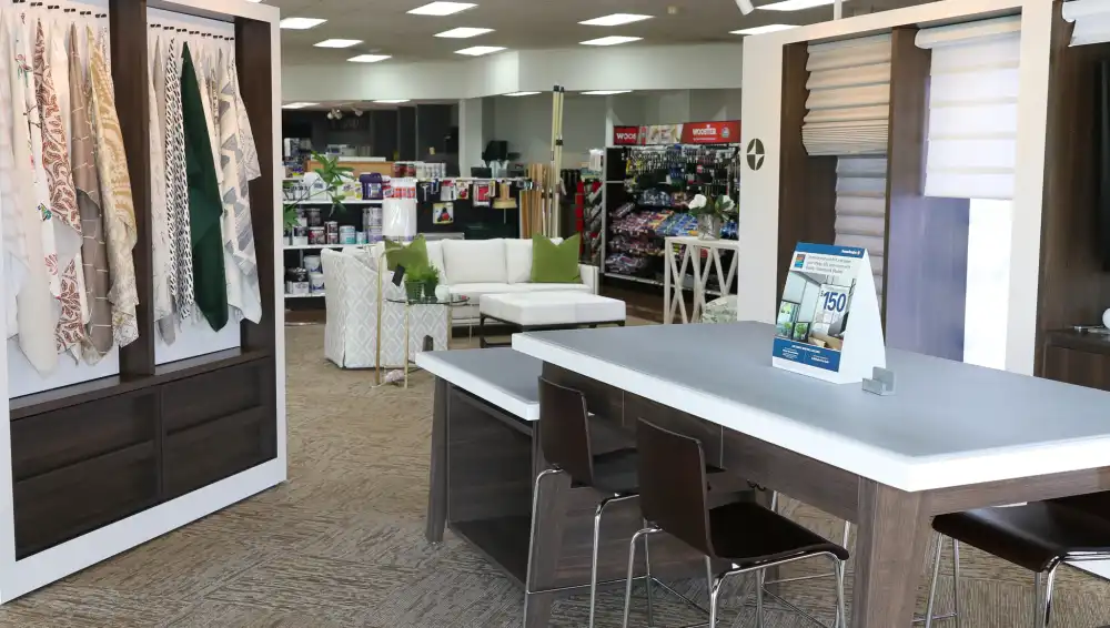 Hunter Douglas store